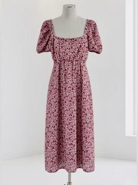 Streetwear Society| Berry Floral Lightweight Smocked Puff Sleeve Midi Dress Sz L